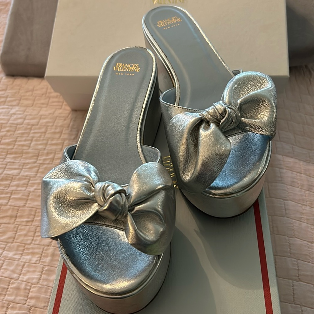 EUC Frances Valentine Darcy MK Platform Sz 10 RARE FIND
